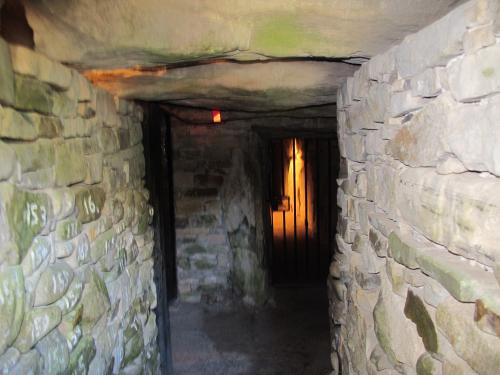 monument knowth in ireland